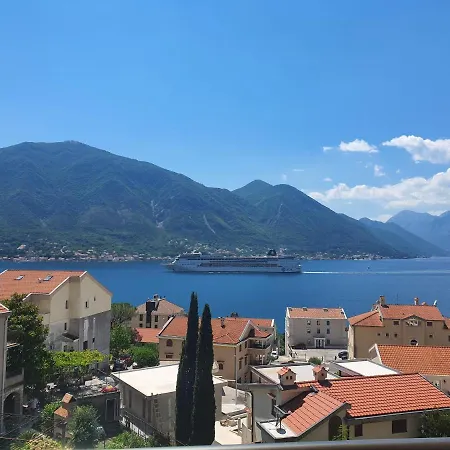 Pearl Shell Apartments Kotor Extérieur photo