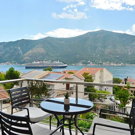 Pearl Shell Apartments Kotor Extérieur photo