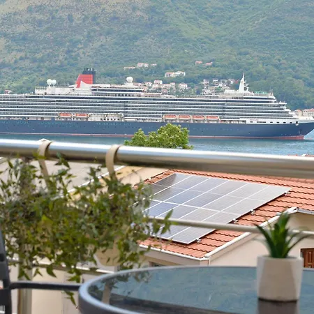 Pearl Shell Apartments Kotor Extérieur photo