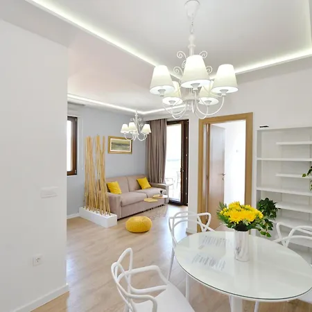 Pearl Shell Apartments Kotor Extérieur photo