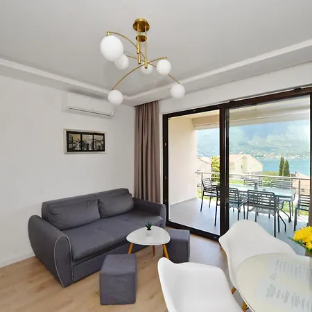 Pearl Shell Apartments Kotor Extérieur photo