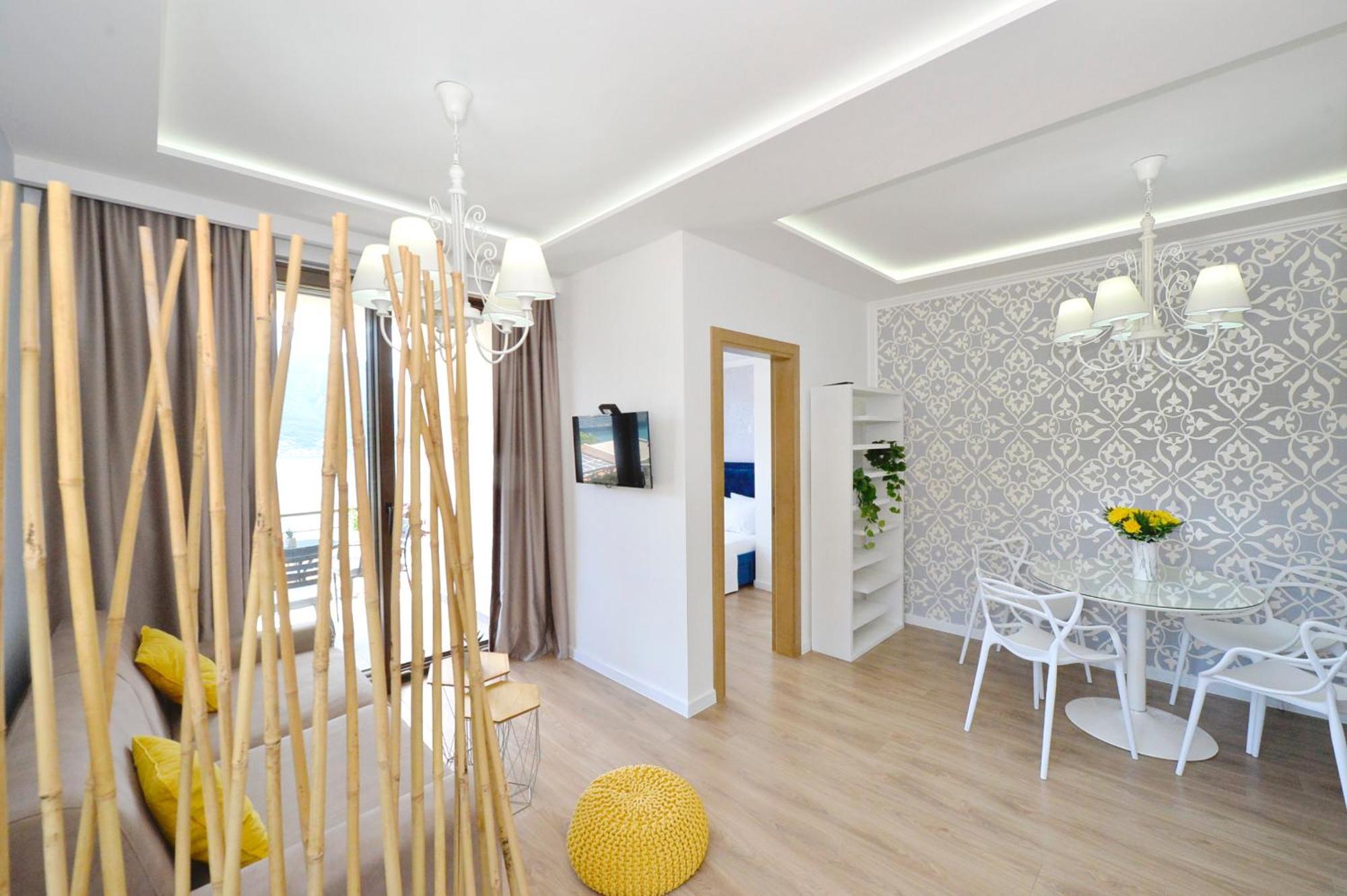 Pearl Shell Apartment