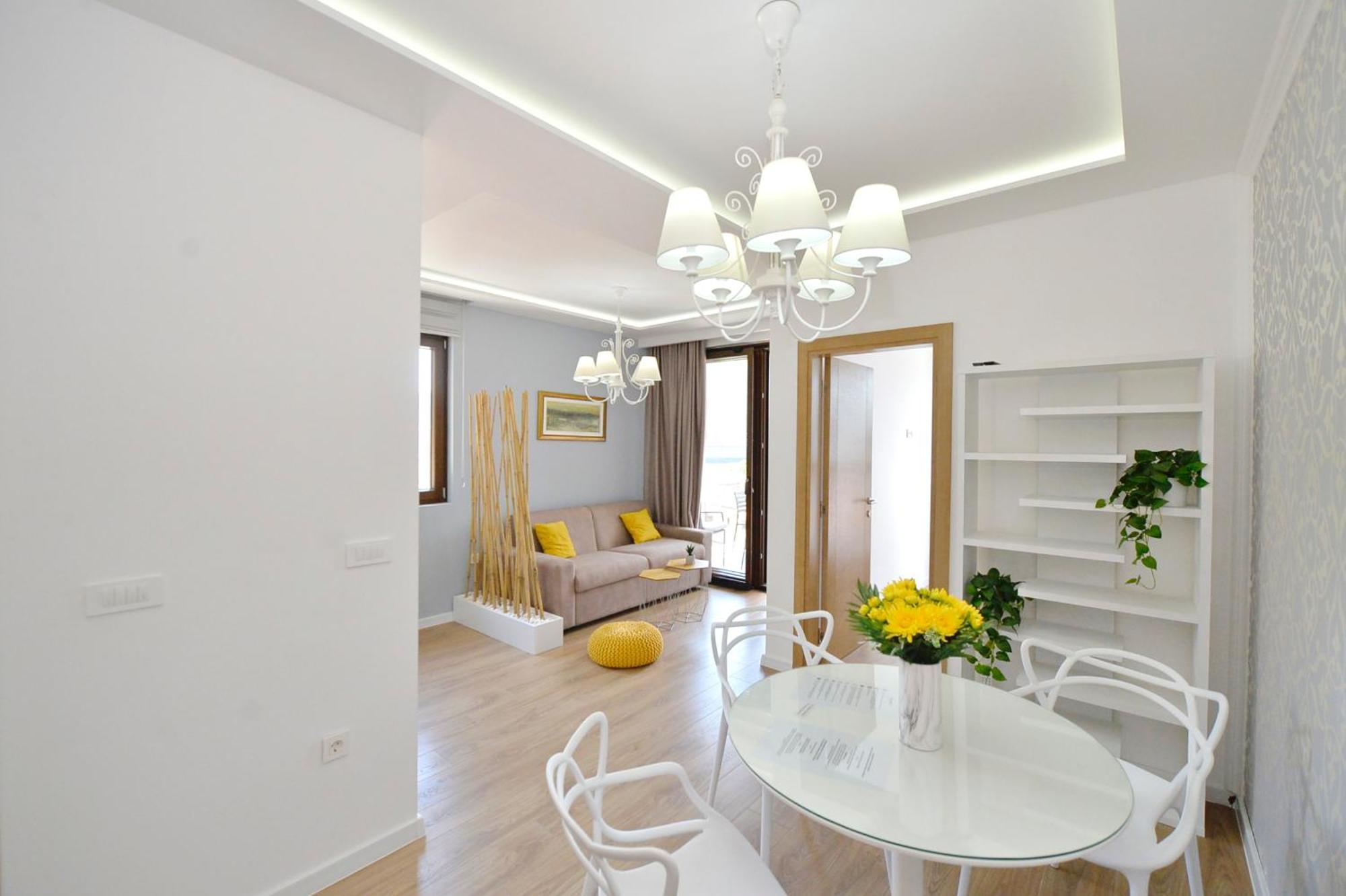 Apartment Pearl Shell Kotor
