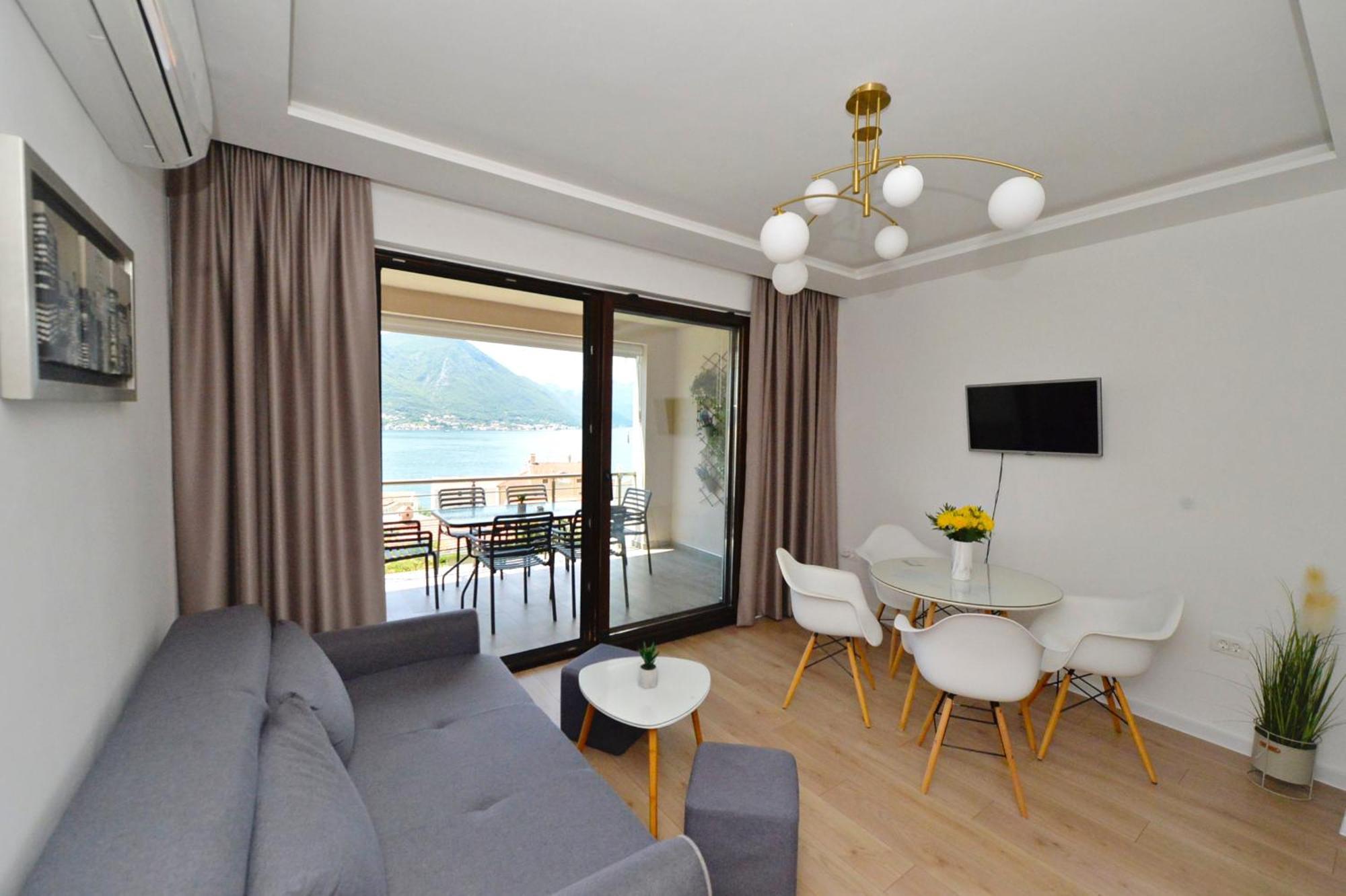 Apartment Pearl Shell *