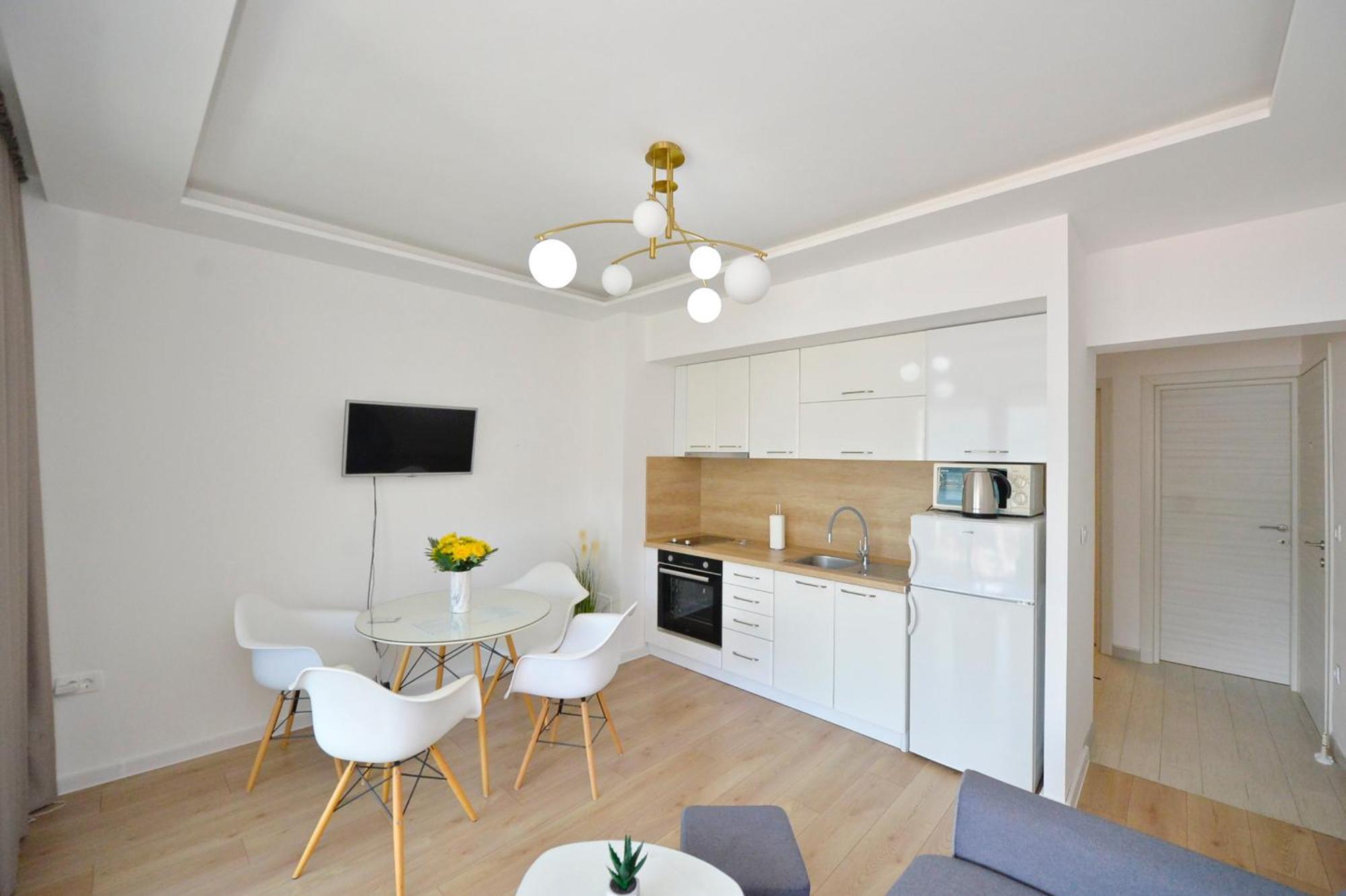 Apartment Pearl Shell Kotor