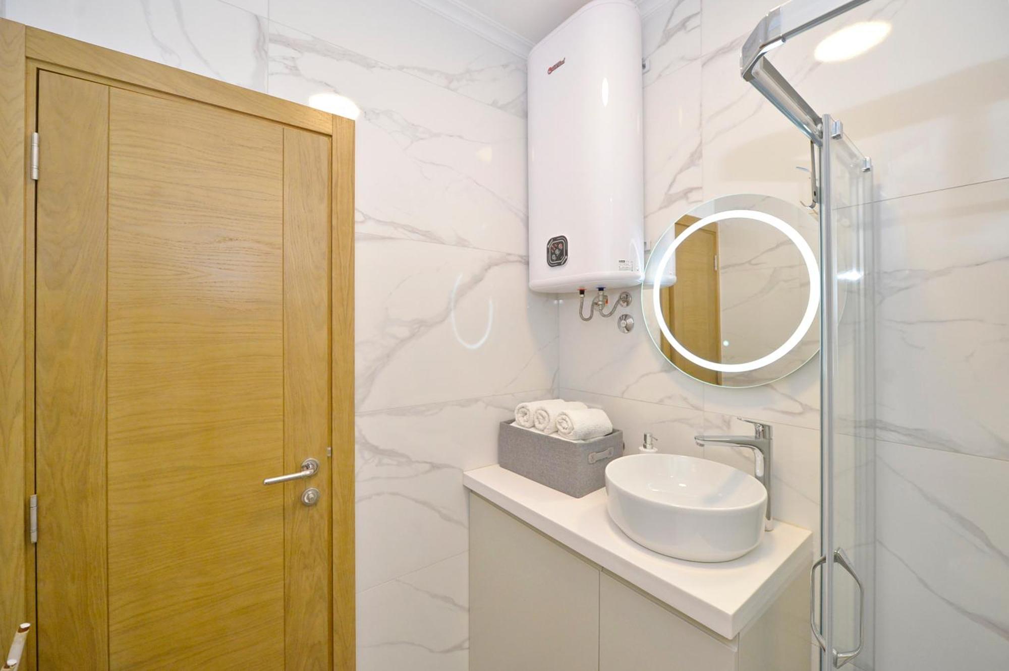 Pearl Shell Apartment *