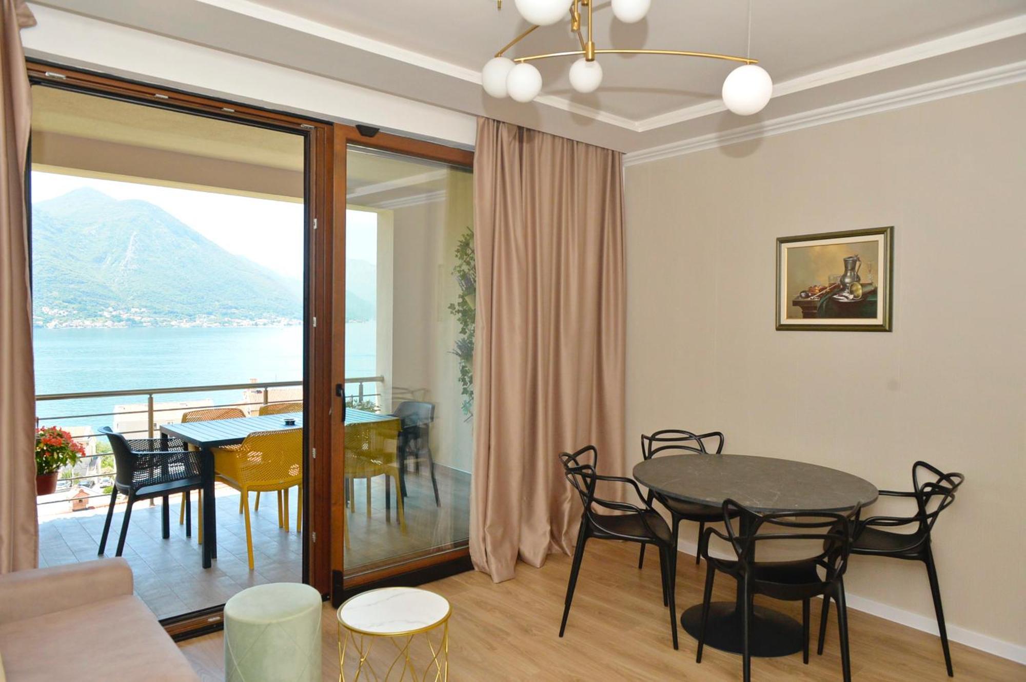 Pearl Shell Apartment *